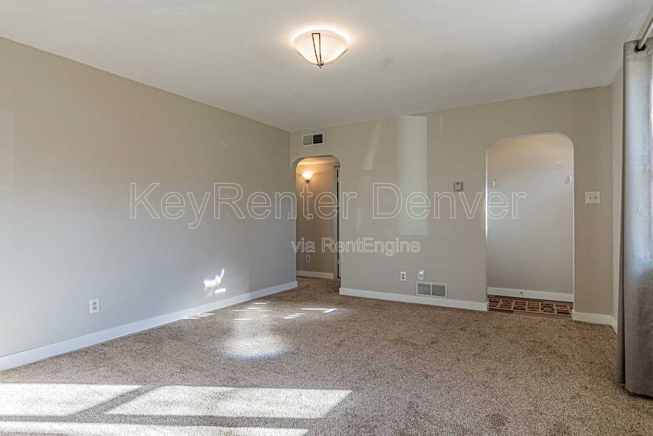 9020 Ogden St - Photo 4 of 34