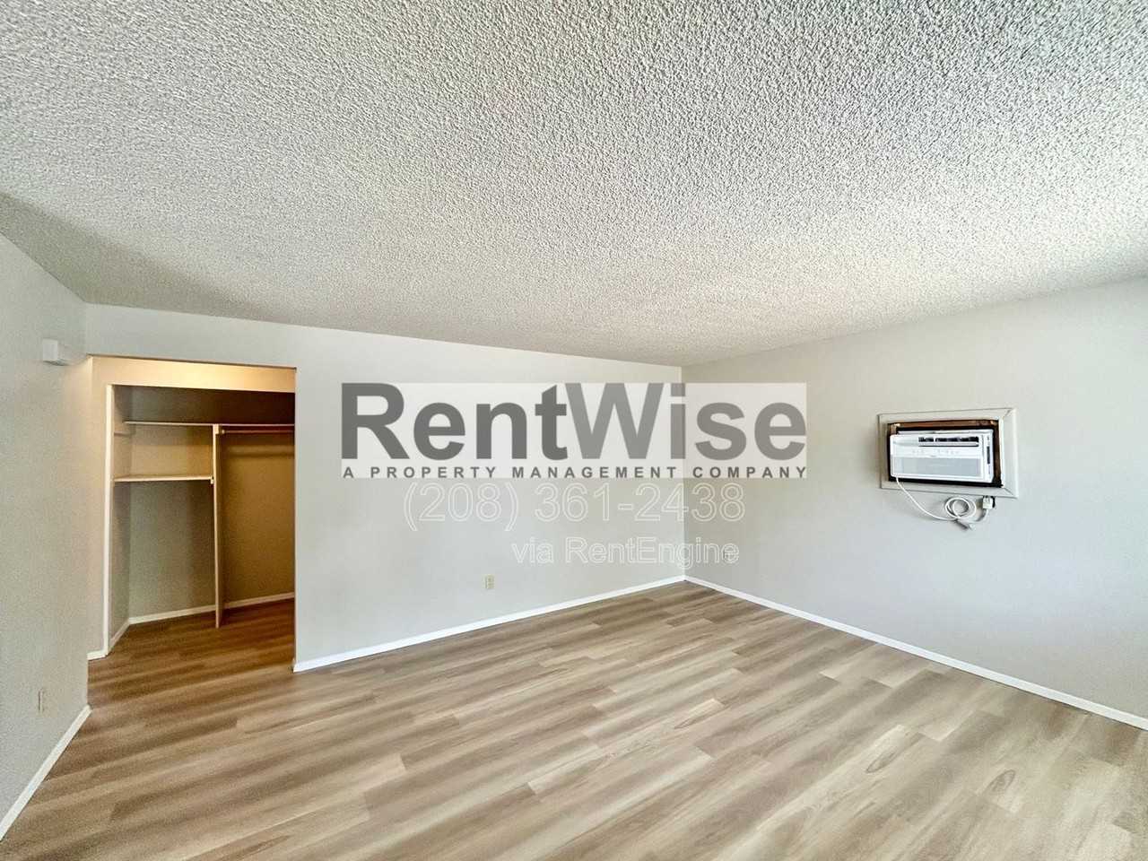776 W Pennsylvania St - Photo 6 of 12