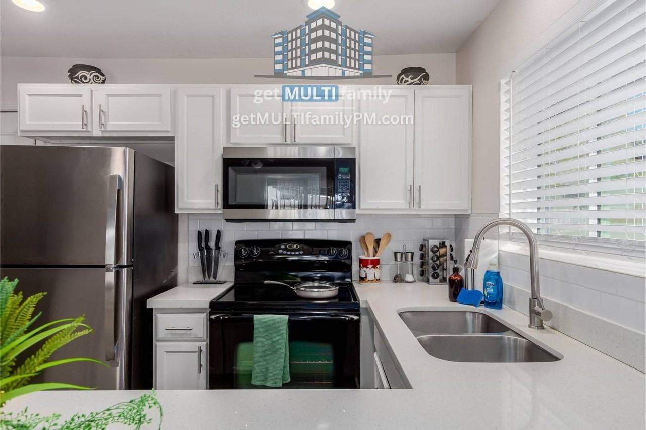 515 W Pebble Beach Dr #513 - Photo 2 of 47