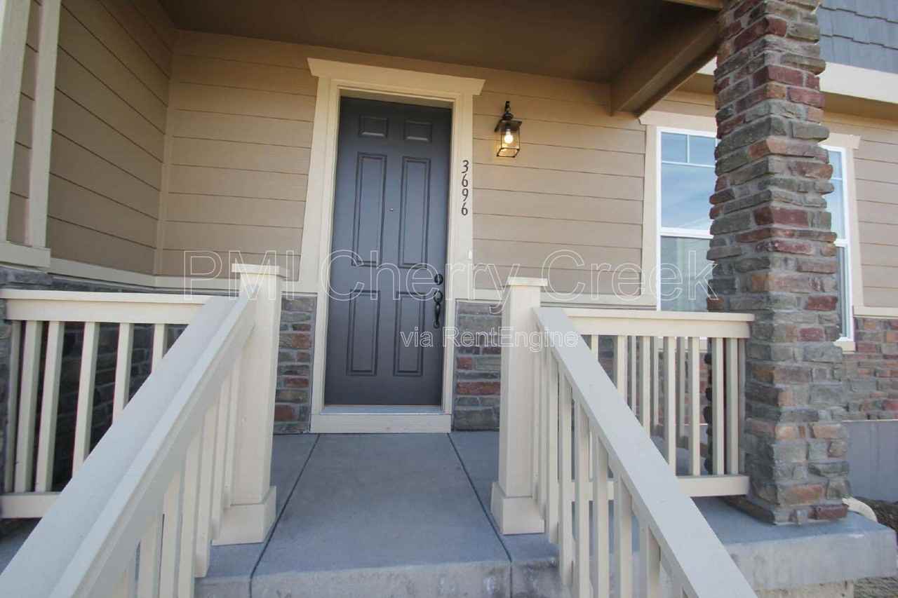 3696 Happyheart Way - Photo 3 of 40
