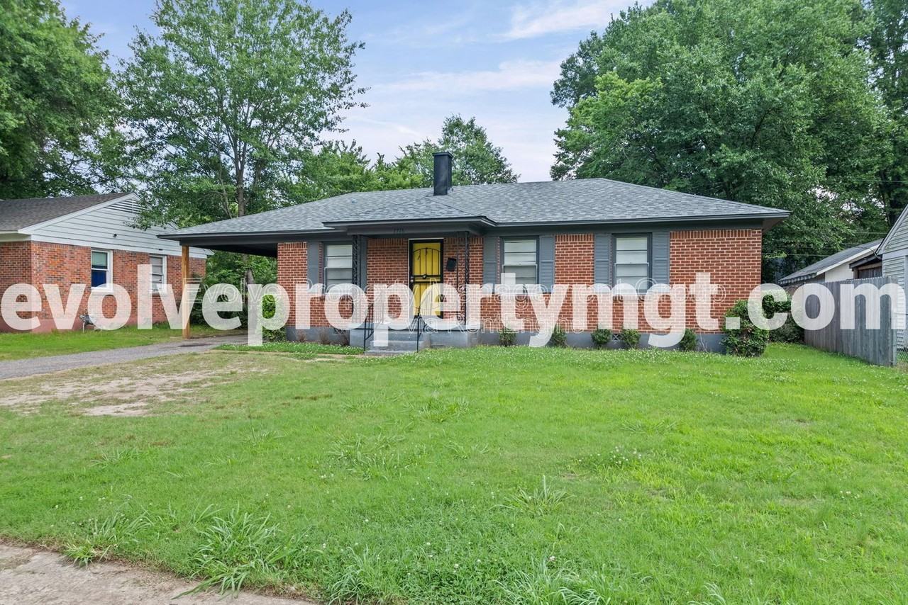 1716 Cornelia Ln - Photo 2 of 20
