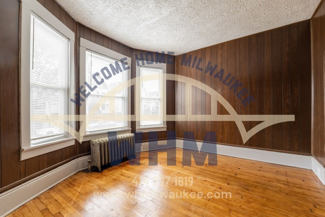2251 N 41st St - Photo 4 of 15
