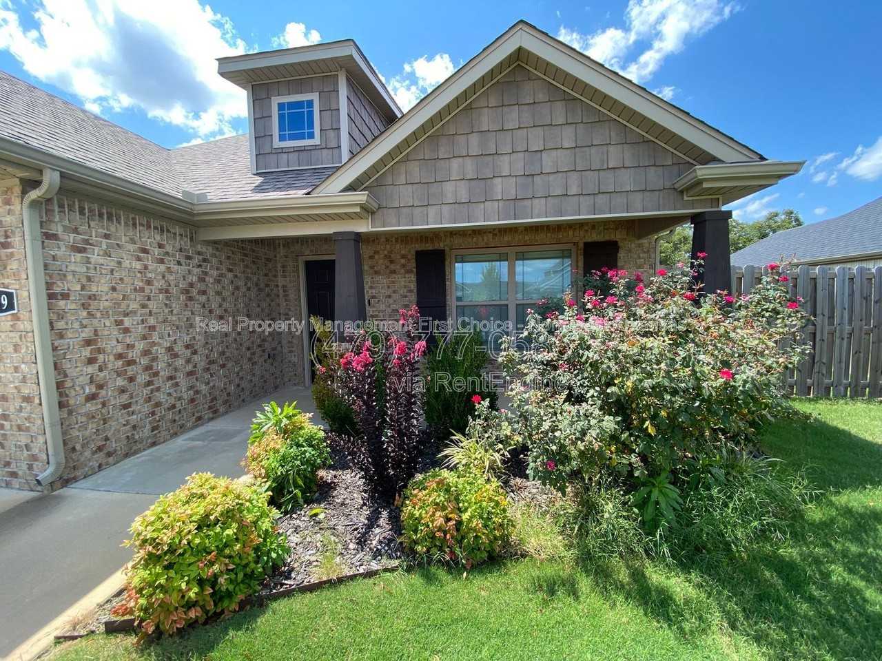 109 S Geranium Ln - Photo 2 of 25
