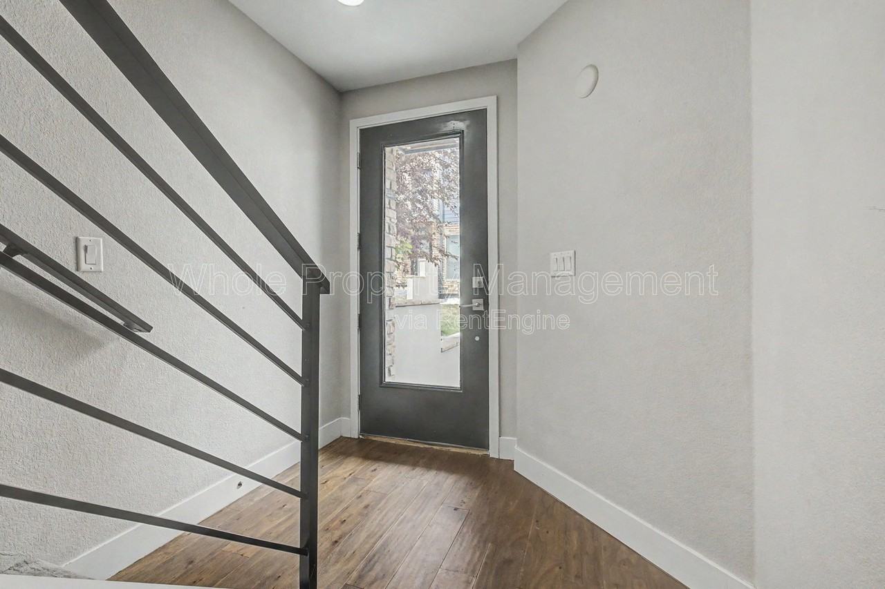 5737 W 17th Ave - Photo 3 of 33