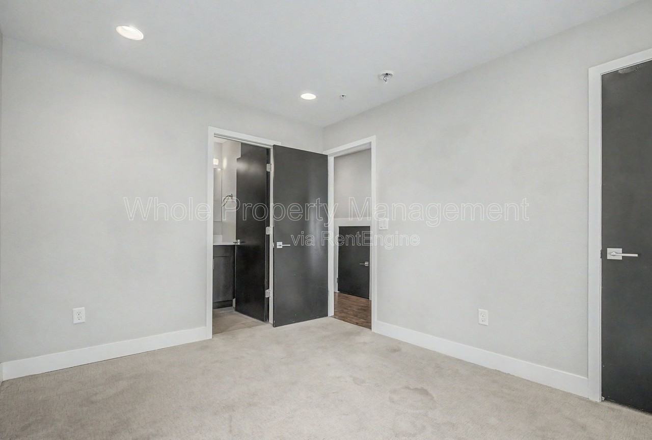 5737 W 17th Ave - Photo 6 of 33