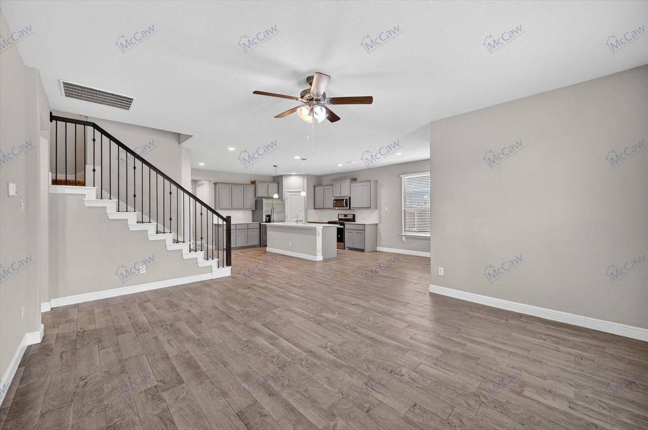 2521 Dunbarton Dr - Photo 2 of 23