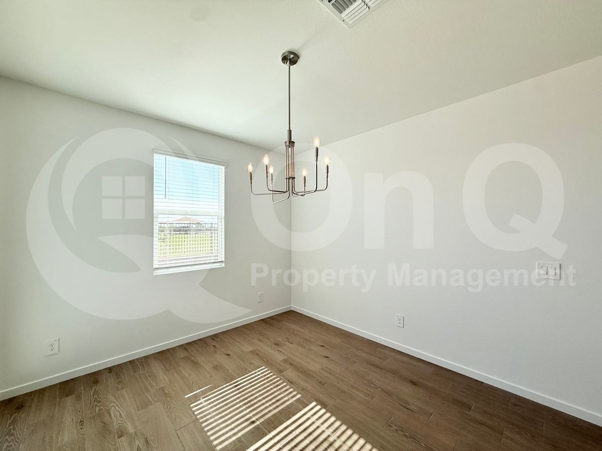 33110 N Noir Dr - Photo 5 of 22