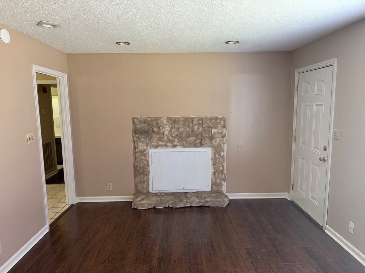 365 Welchwood Dr - Photo 6 of 14