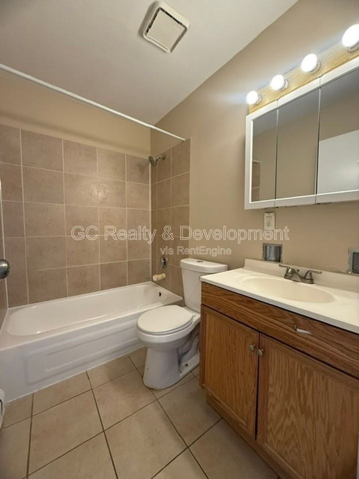 808 W College Blvd #302 - Photo 7 of 13