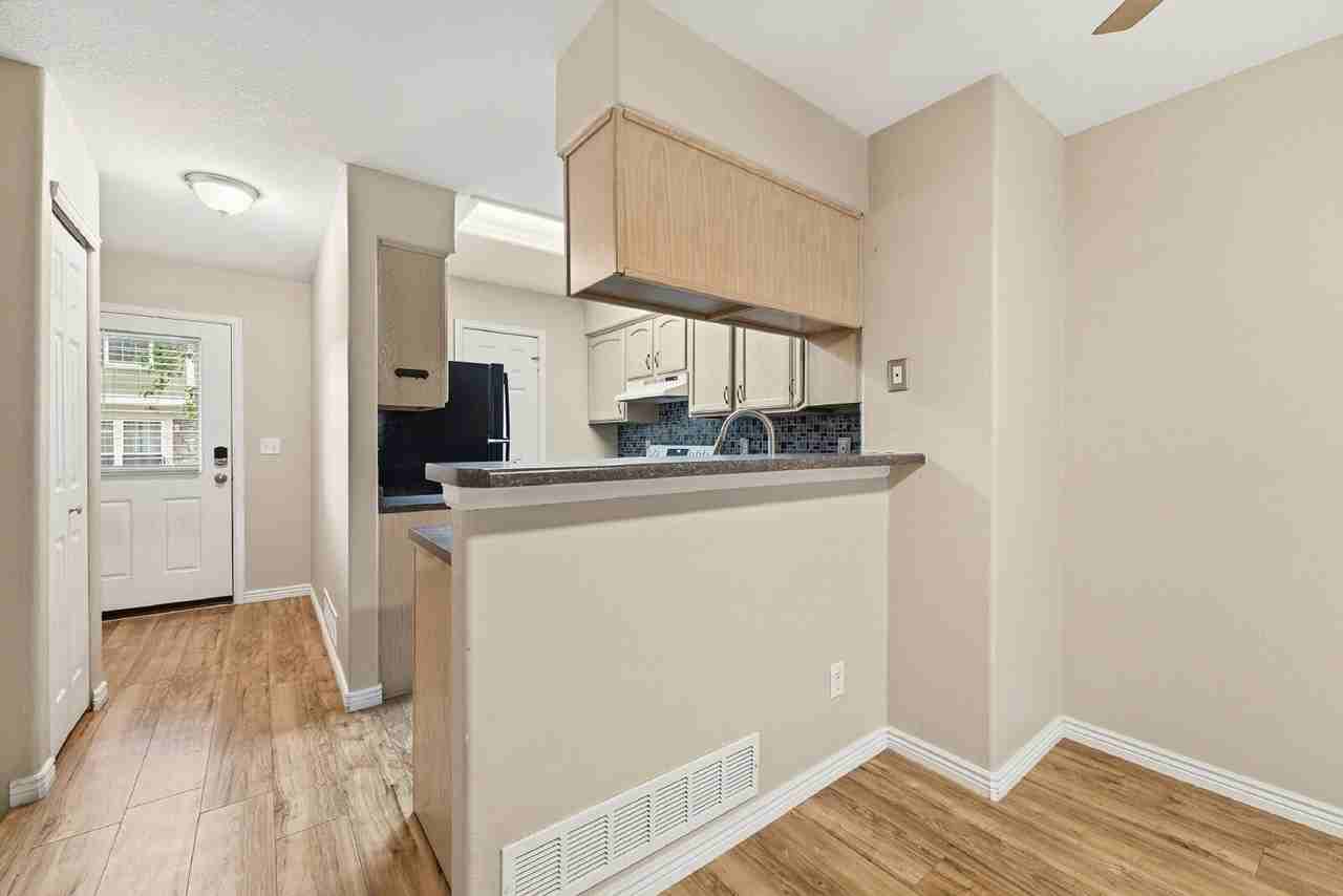 8196 S Fillmore Way - Photo 4 of 36