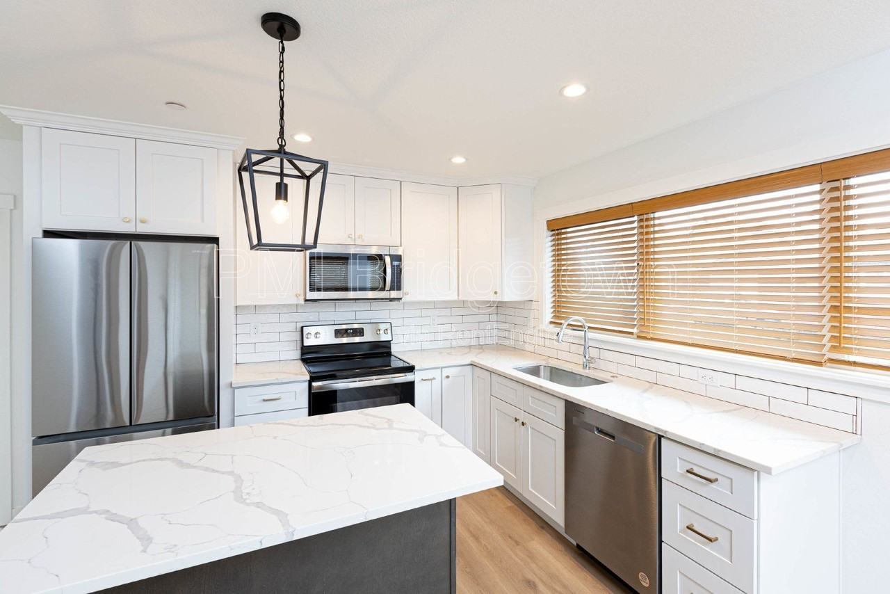 6506 Se 63rd Ave - Photo 6 of 22