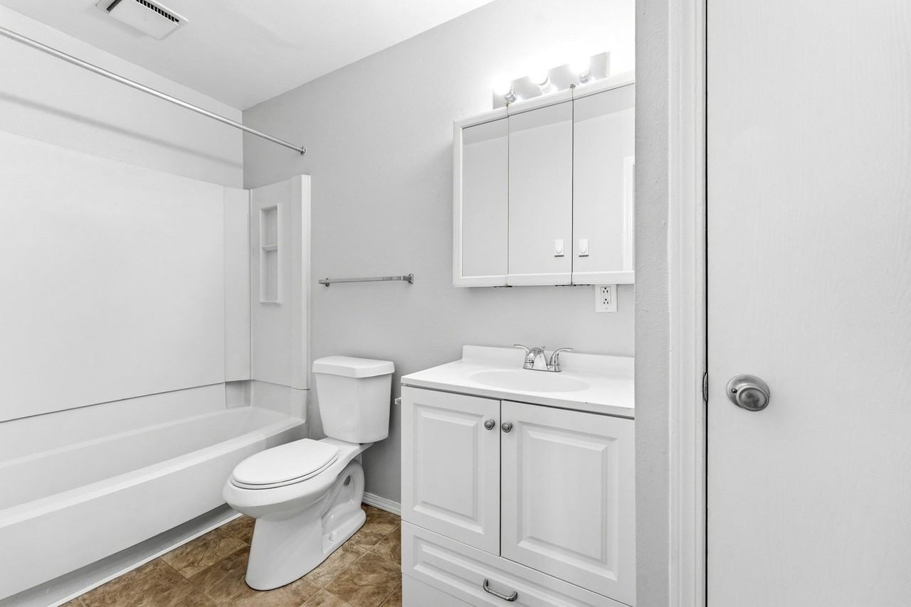 5953 Walnut Cir #G04 - Photo 4 of 8