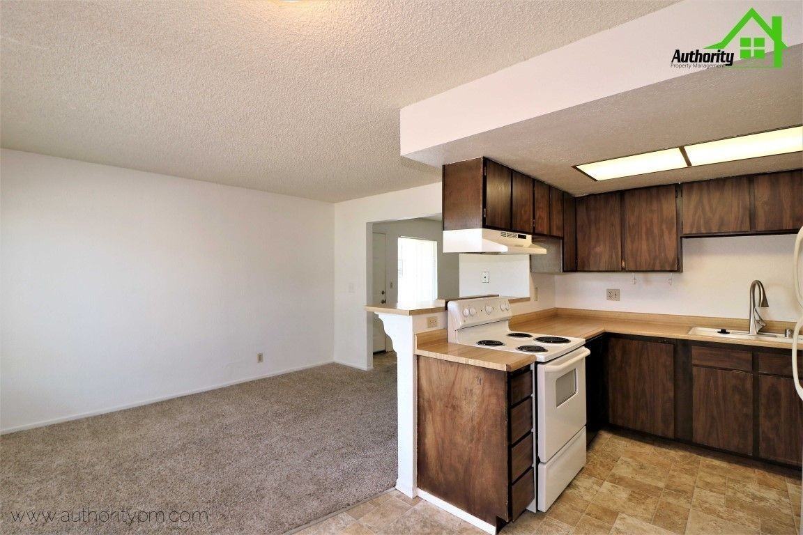 900 Jamieson Ct #4 - Photo 7 of 17