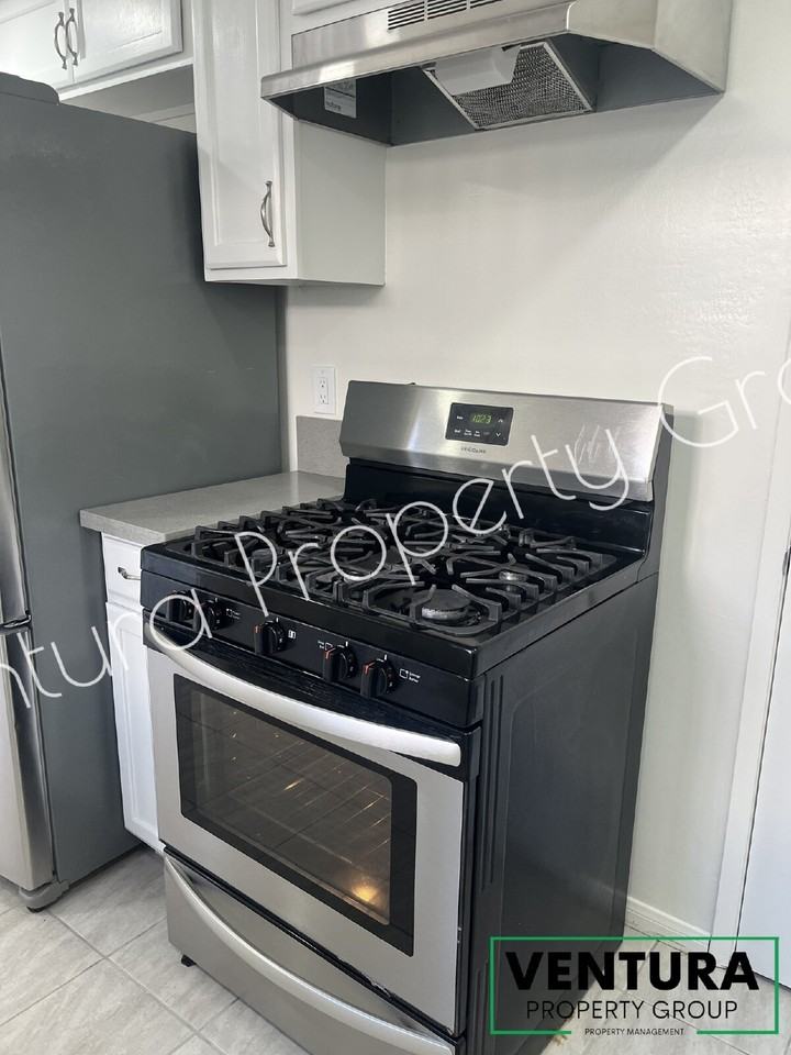 520 S I St #3 - Photo 6 of 27