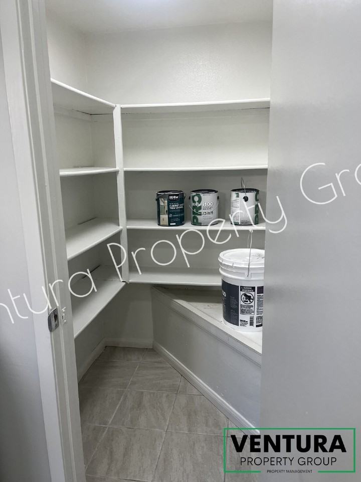 520 S I St #3 - Photo 7 of 27