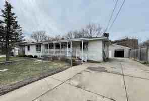 featured image of 4313 Dawes Ct Se #4311