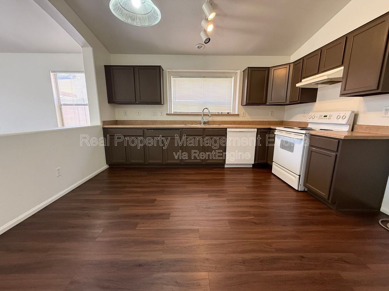 4935 W Ardmore Rd - Photo 6 of 24