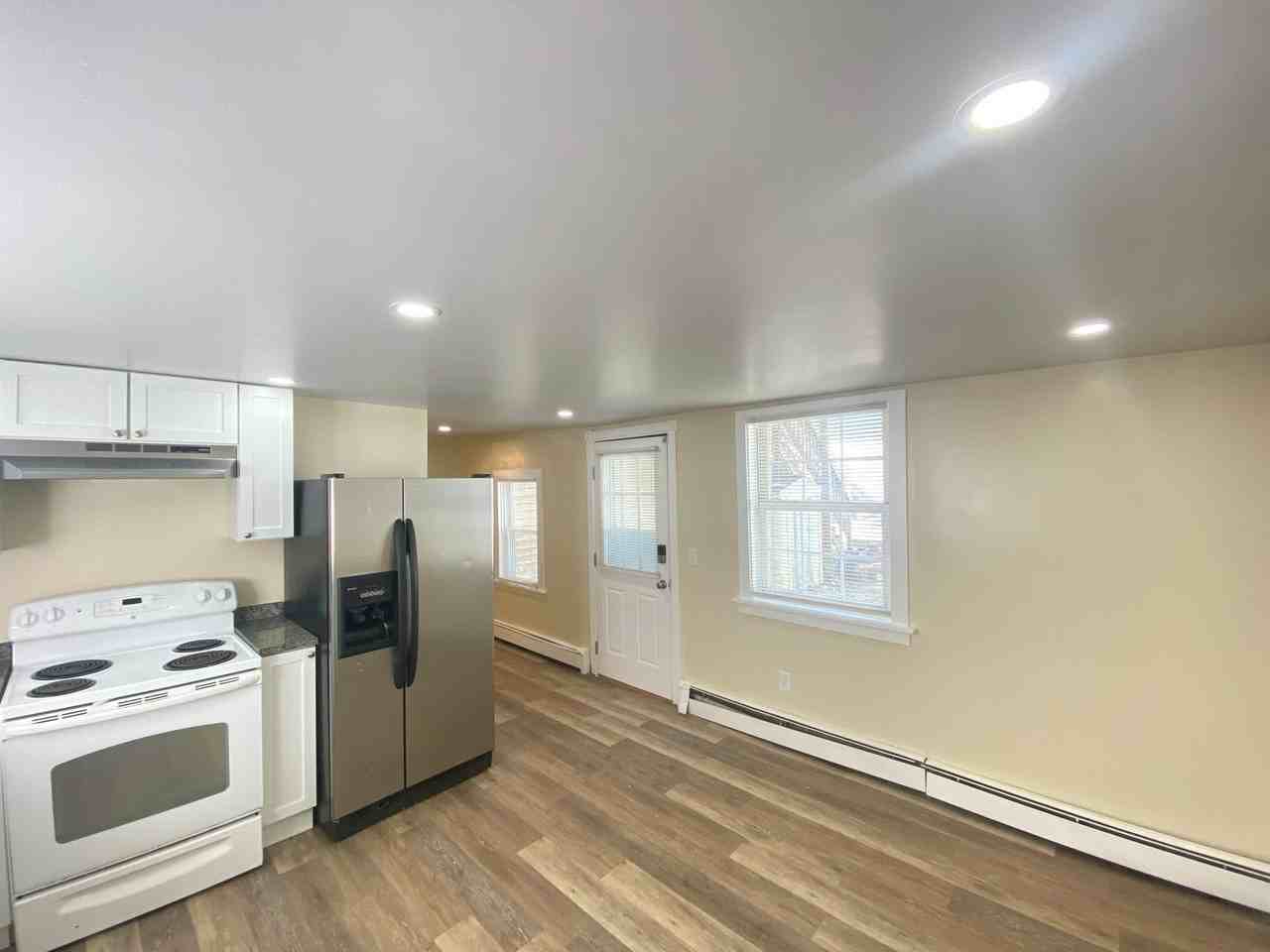 77 Franklin St - Photo 2 of 35