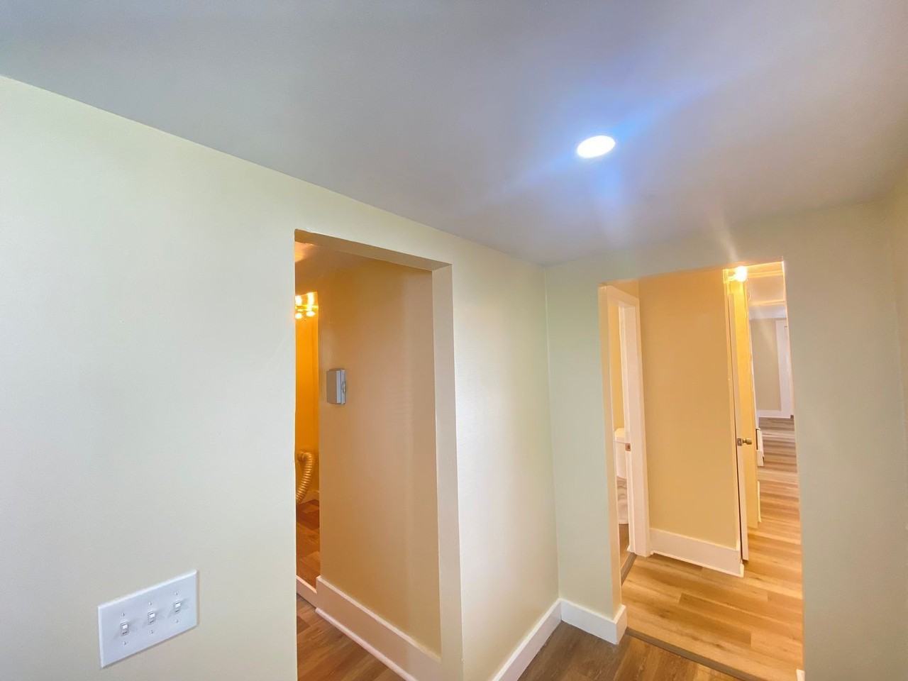 77 Franklin St - Photo 5 of 35