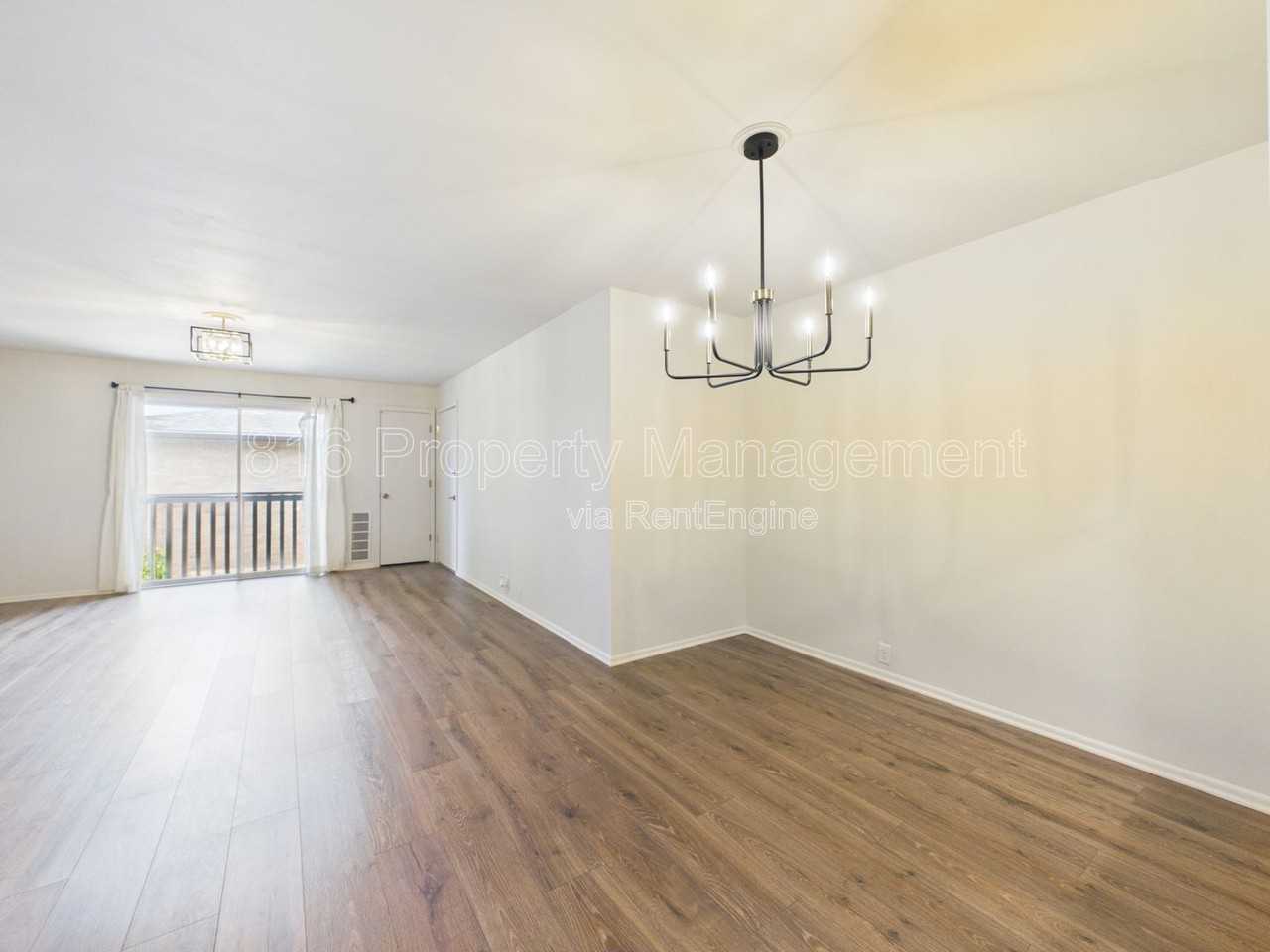439 W 104th St - Photo 6 of 24