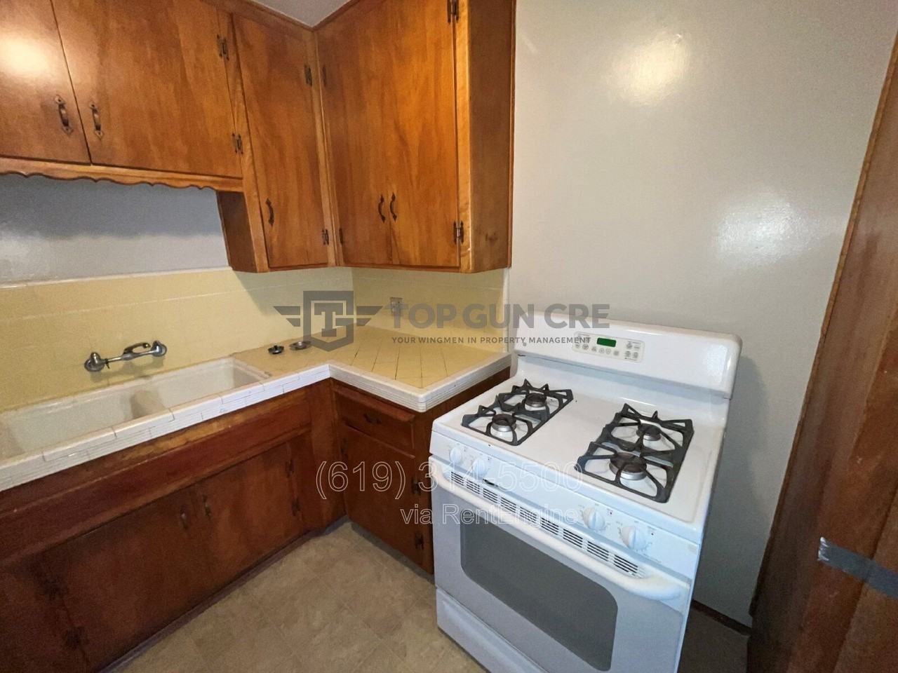 157 Glover Ave #C - Photo 4 of 12