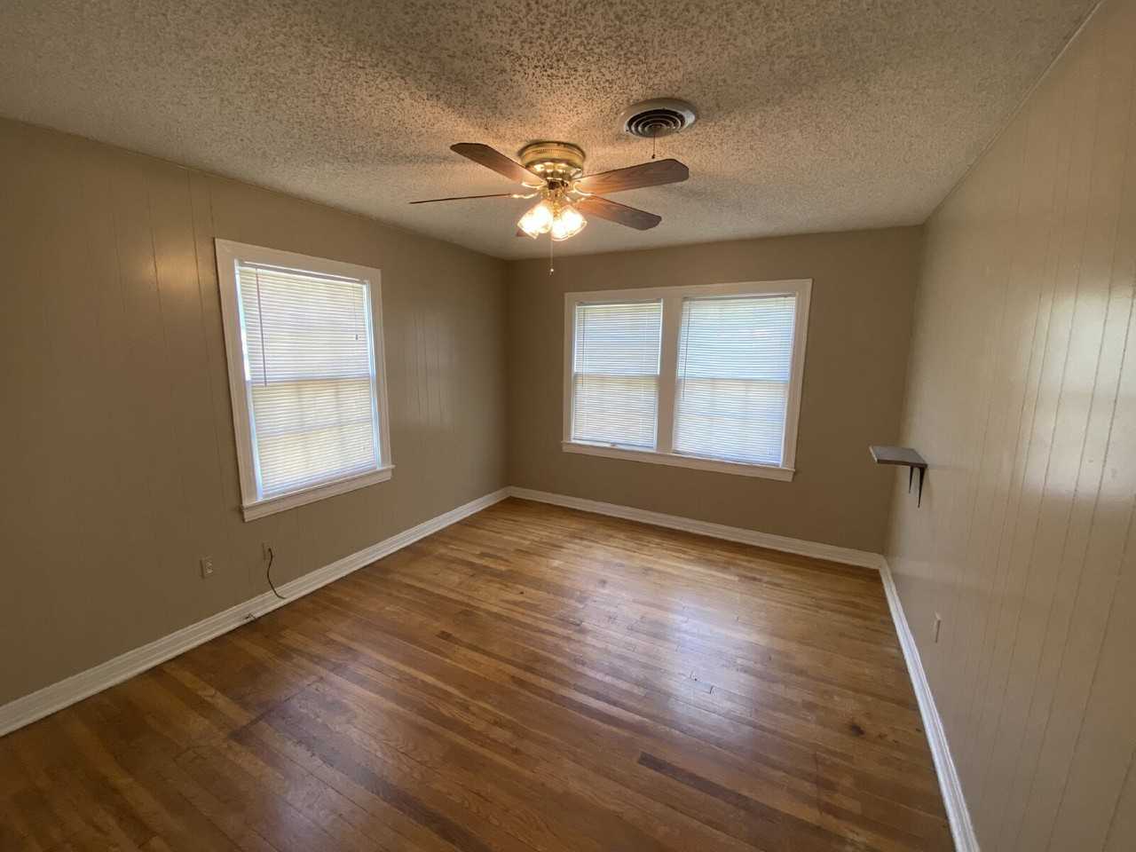 2520 27th St Frnt - Photo 7 of 17