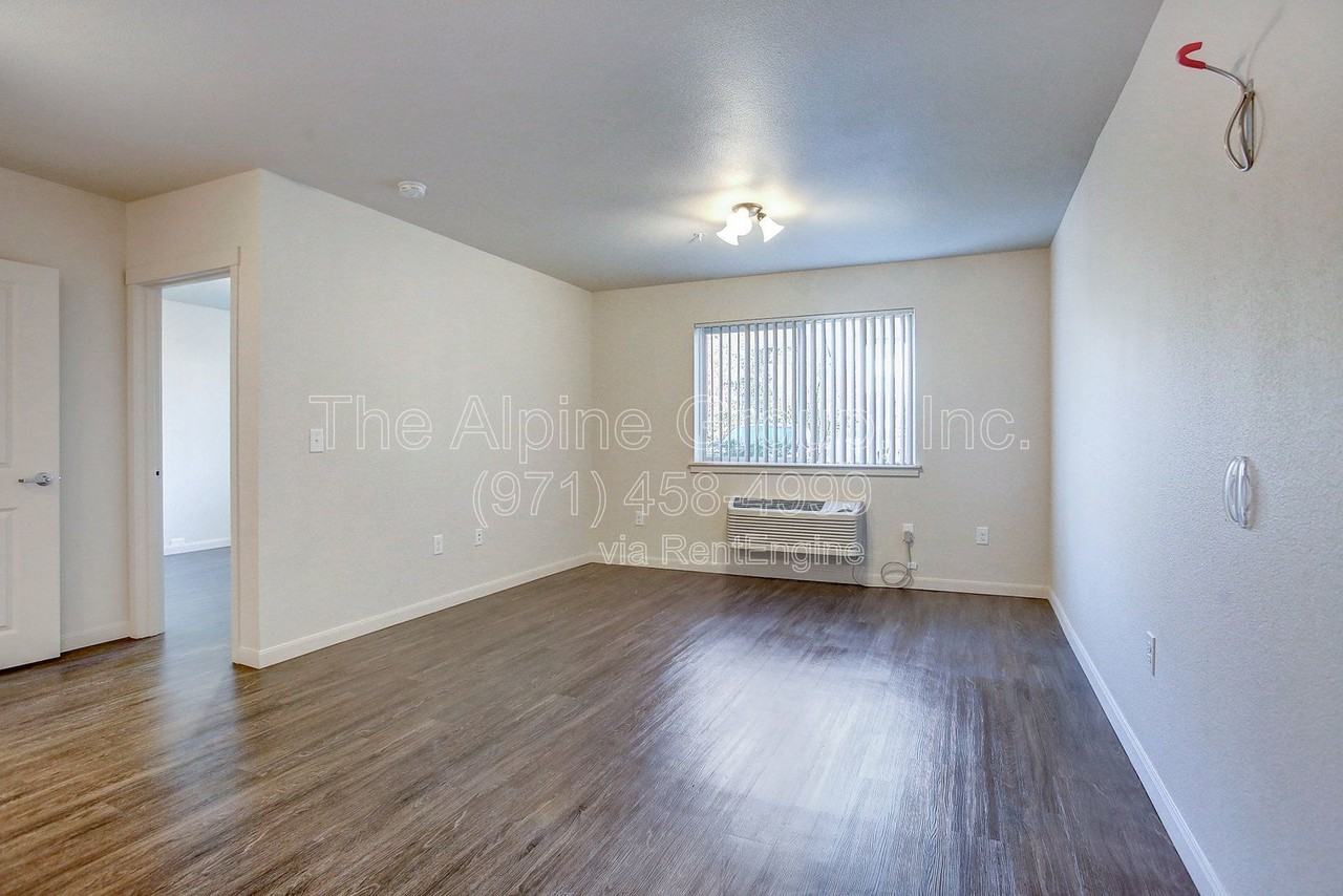 255 Se 146th Ave #132 - Photo 2 of 5
