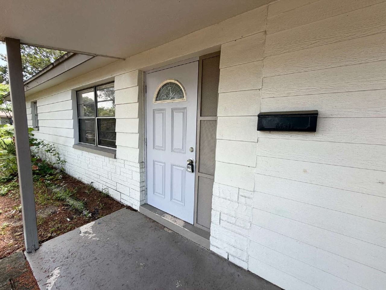 6606 Jackson St - Photo 2 of 19