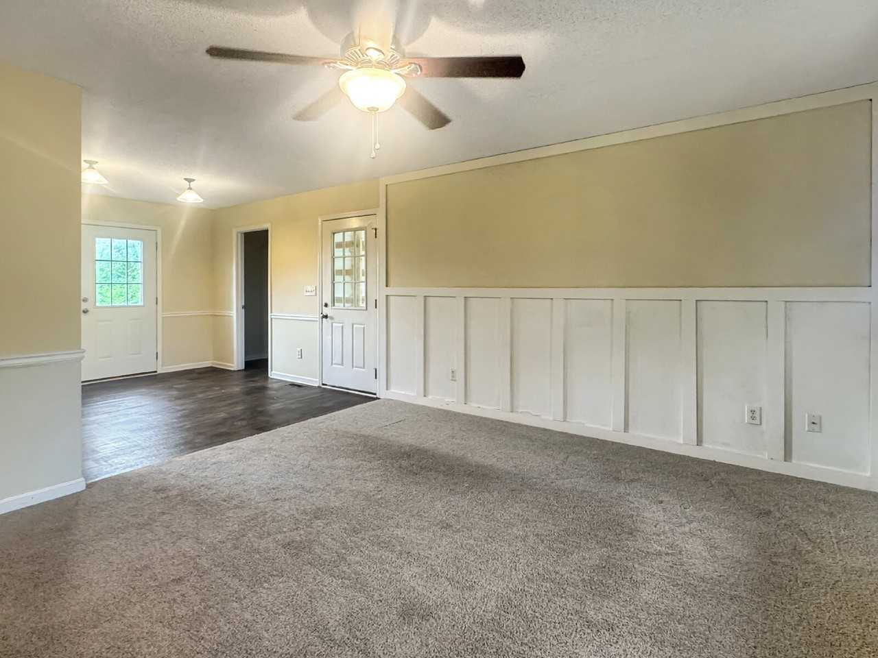 4031 Oliver Dr - Photo 4 of 11