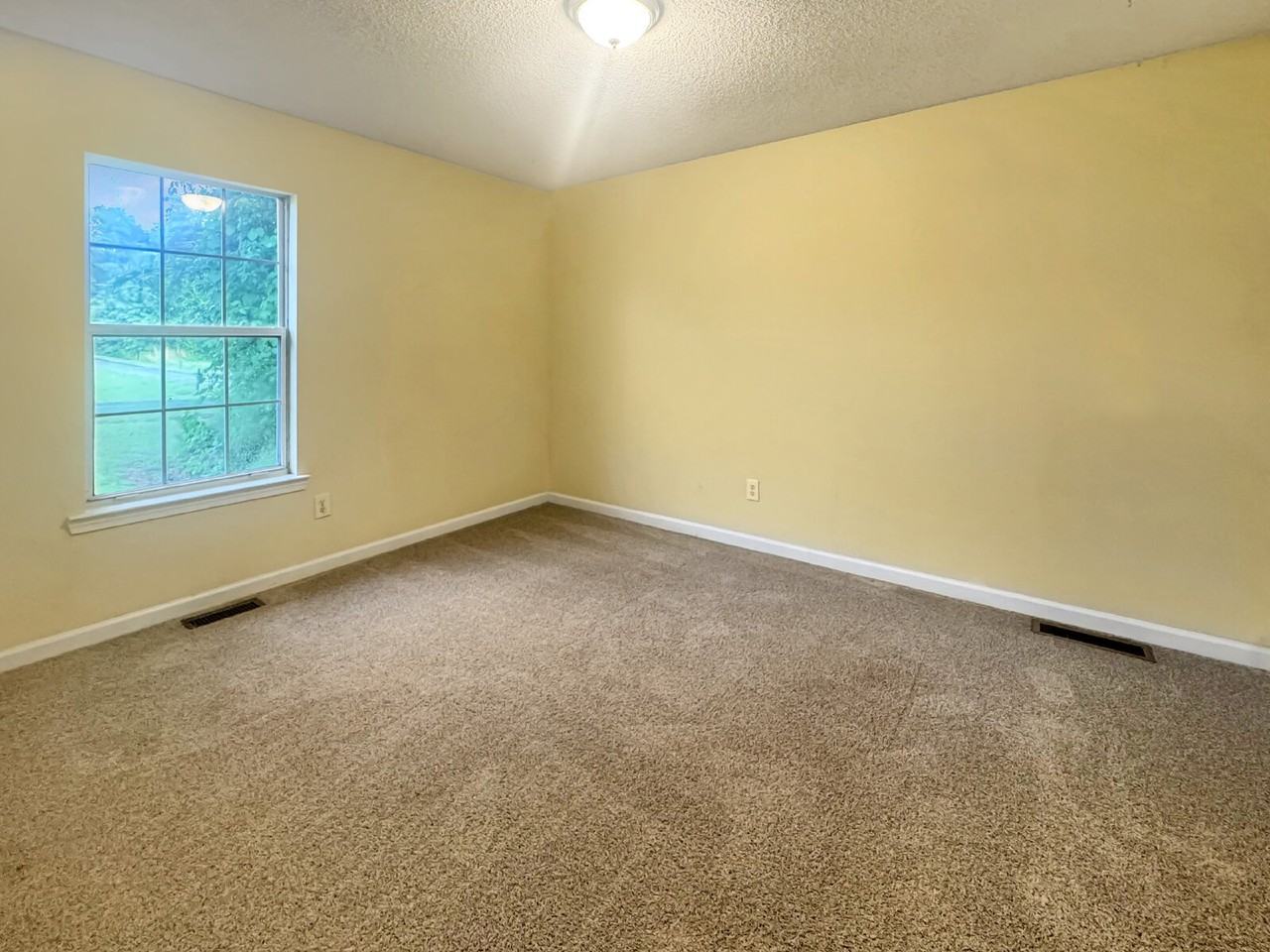 4031 Oliver Dr - Photo 7 of 11