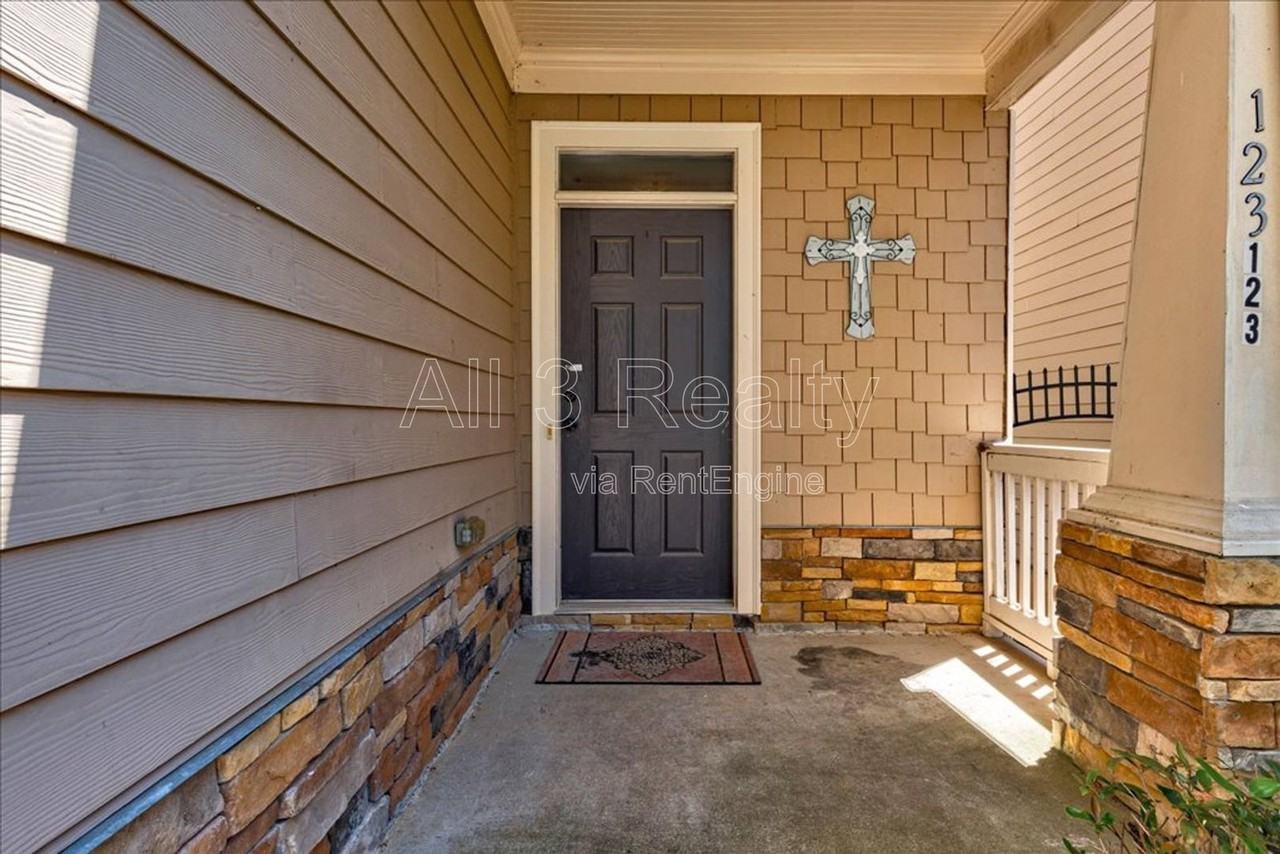 123 Wellbrook Ct Ne - Photo 5 of 50