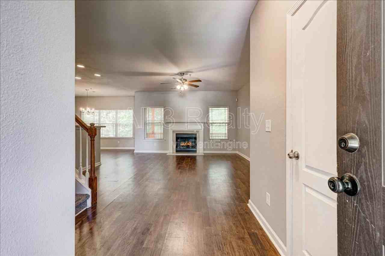 123 Wellbrook Ct Ne - Photo 6 of 50
