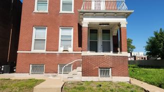 3721 Iowa Ave - Photo 1 of 1