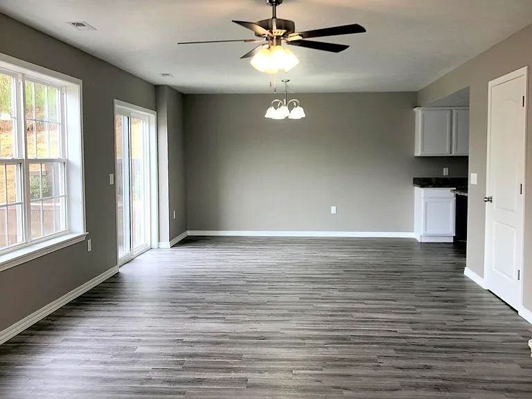 120 Sunrise Cv - Photo 3 of 36