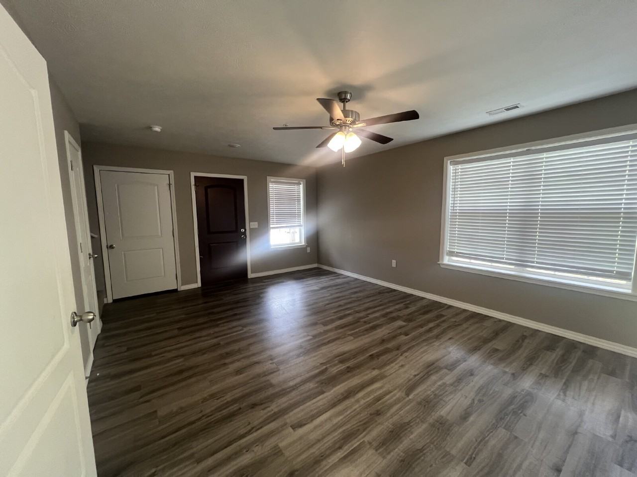 120 Sunrise Cv - Photo 4 of 36