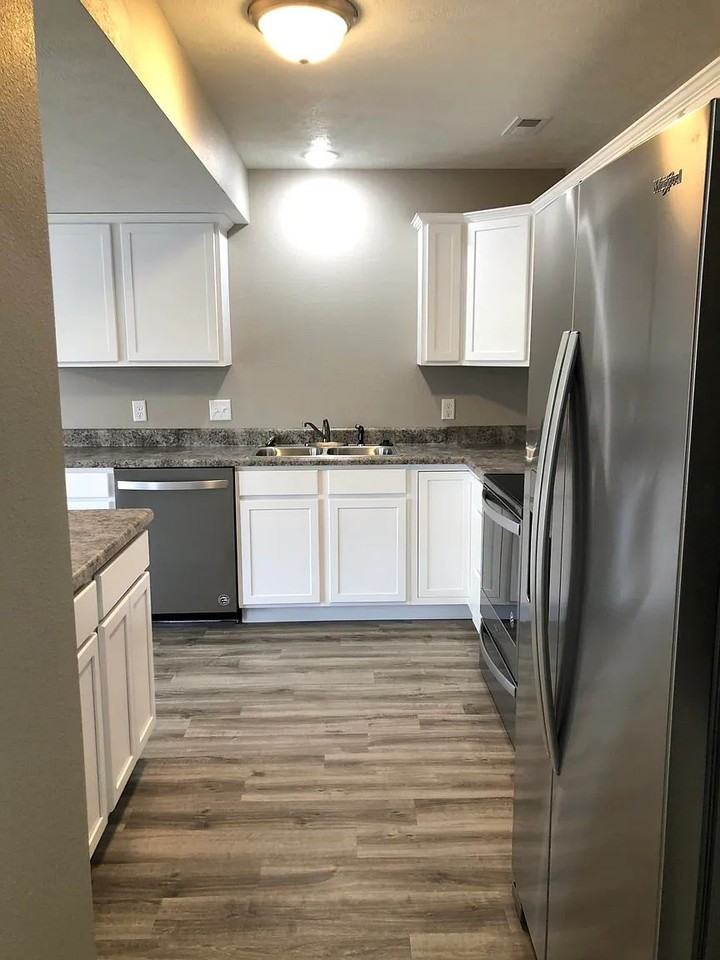 120 Sunrise Cv - Photo 7 of 36