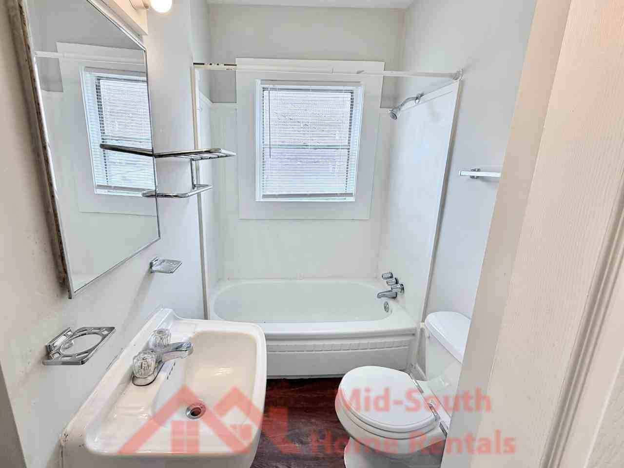 1515 Madison Ave Unit 05 - Photo 7 of 13
