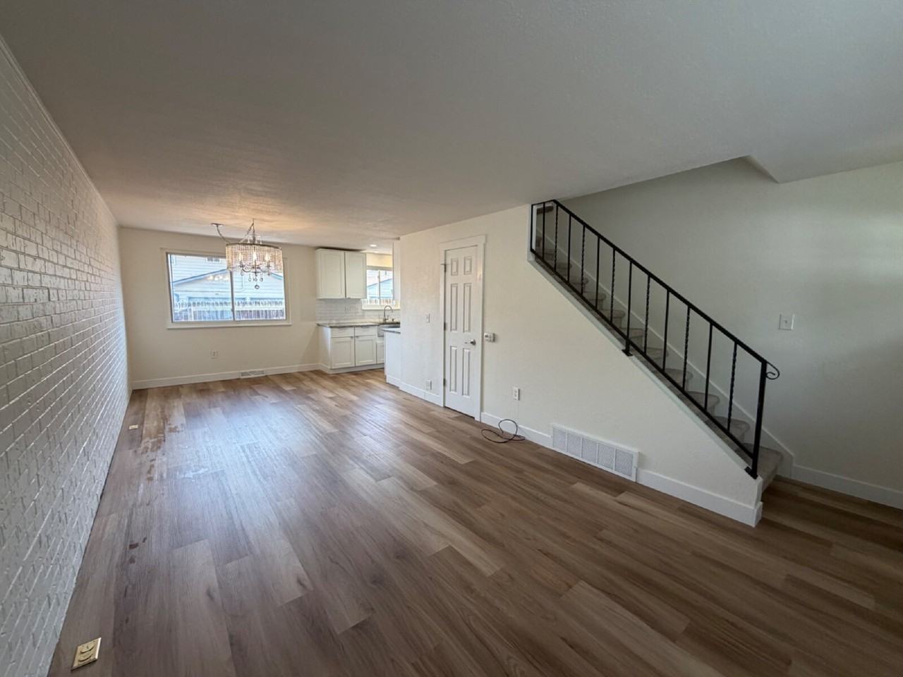 5280 Garrison St - Photo 3 of 12