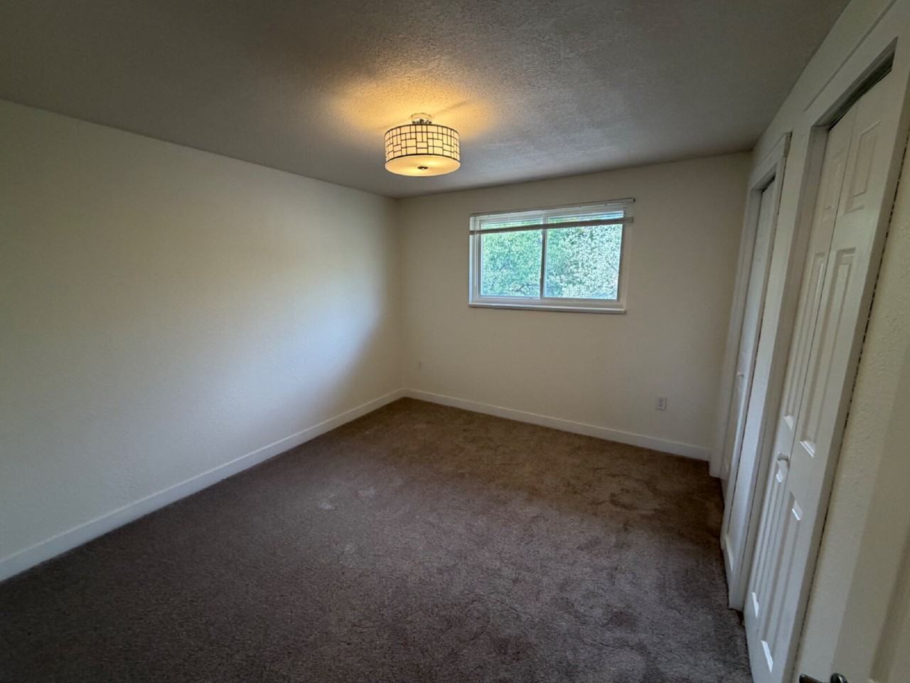 5280 Garrison St - Photo 7 of 12