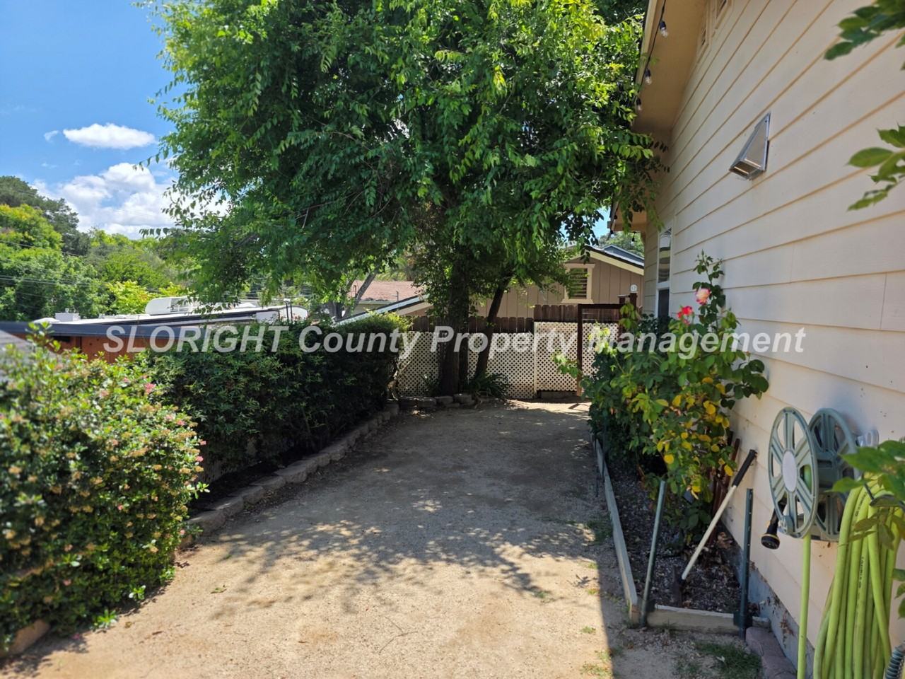 4810 Estrada Ave - Photo 4 of 13