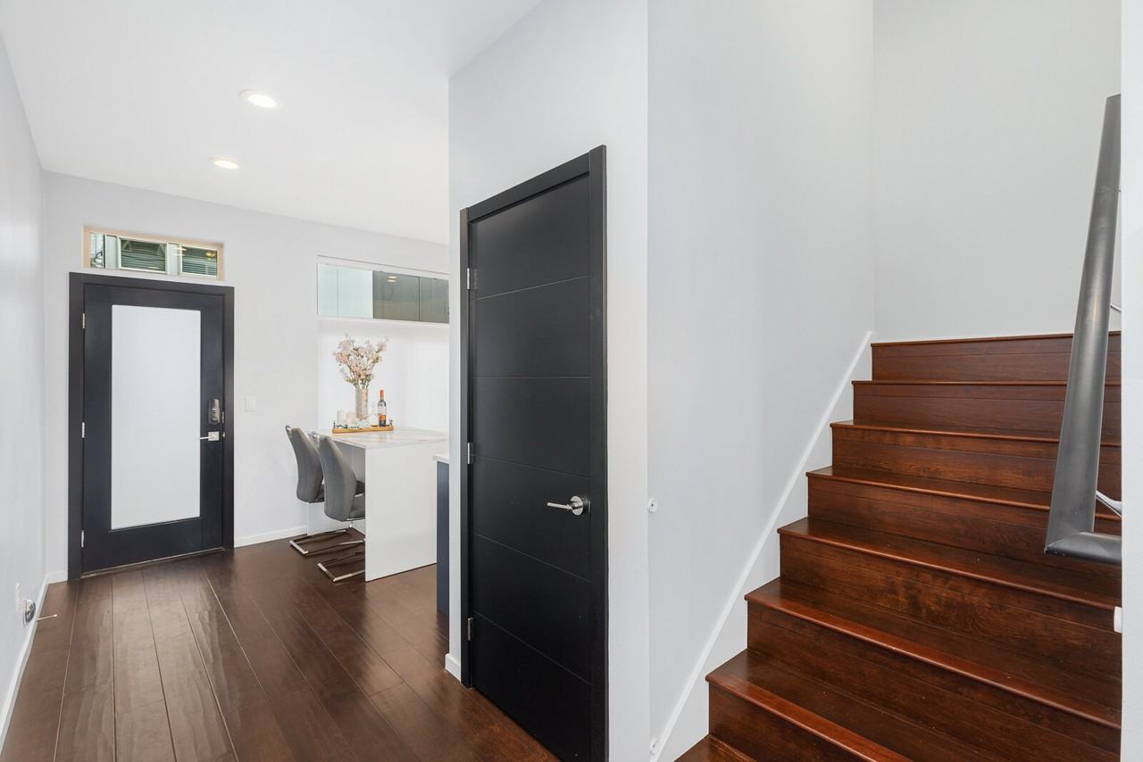 2608 S Judkins St - Photo 6 of 28