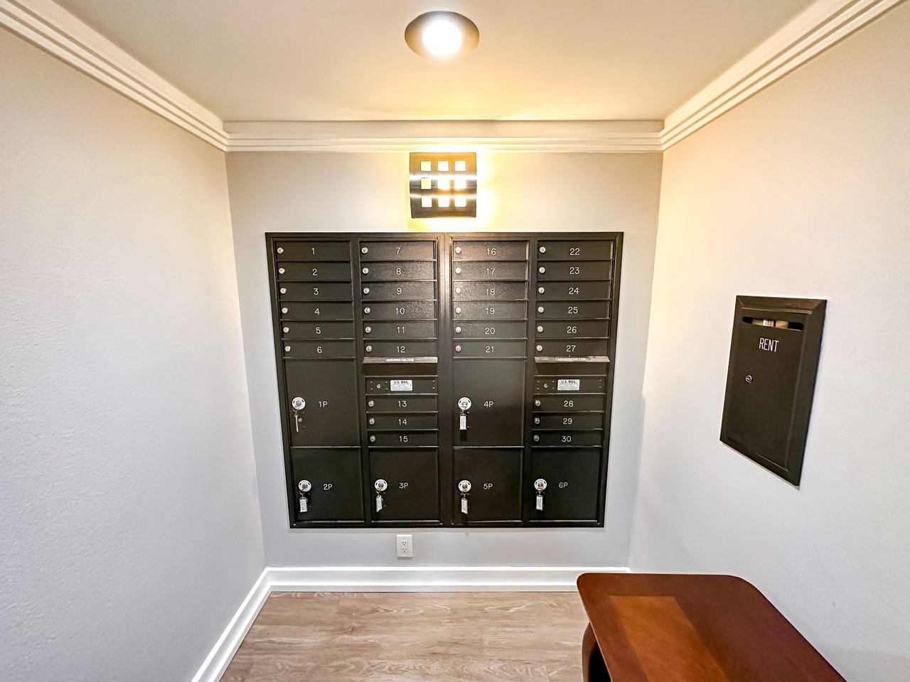 Castellan Apartments - Photo 5 of 15