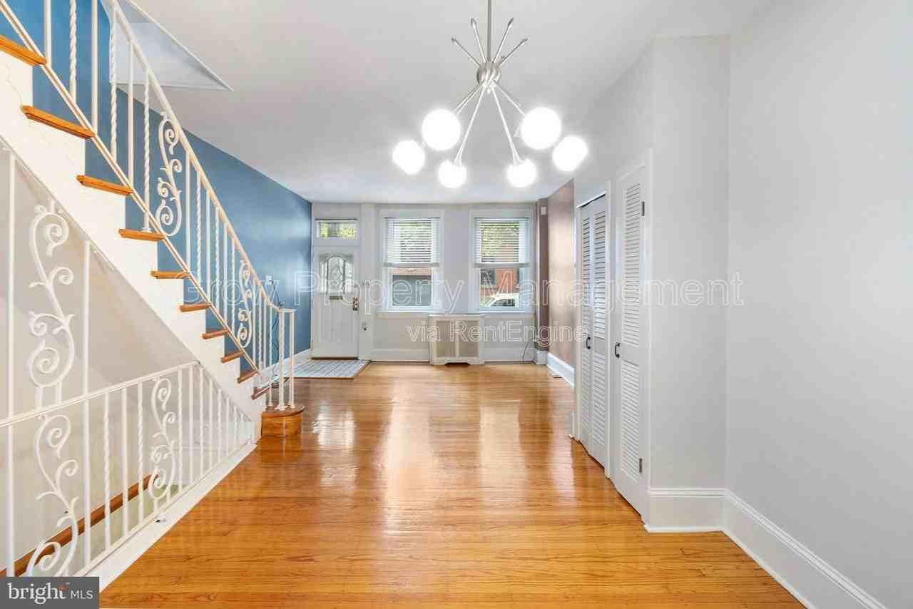 755 S 10th St - Photo 7 of 22