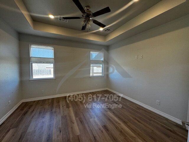 10421 Salt Fork Dr - Photo 5 of 11
