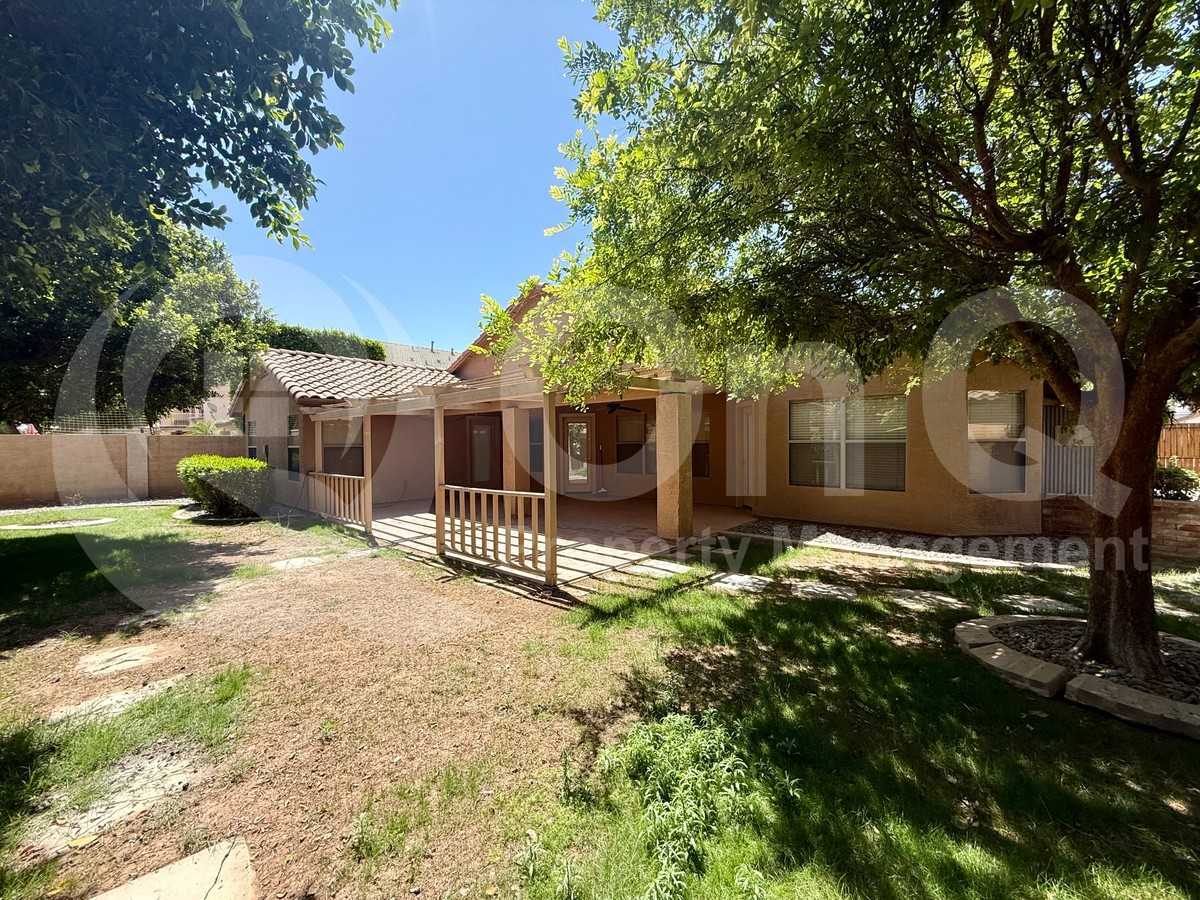 1530 E Toledo St - Photo 5 of 28