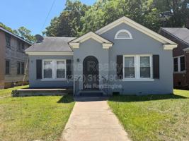 featured image of 821 Marigold St