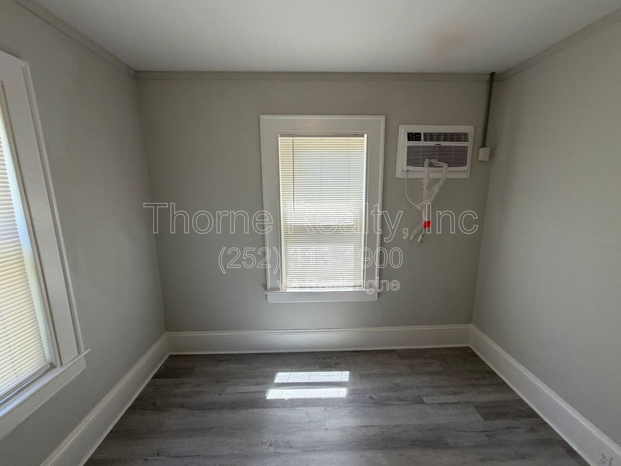 821 Marigold St - Photo 6 of 17
