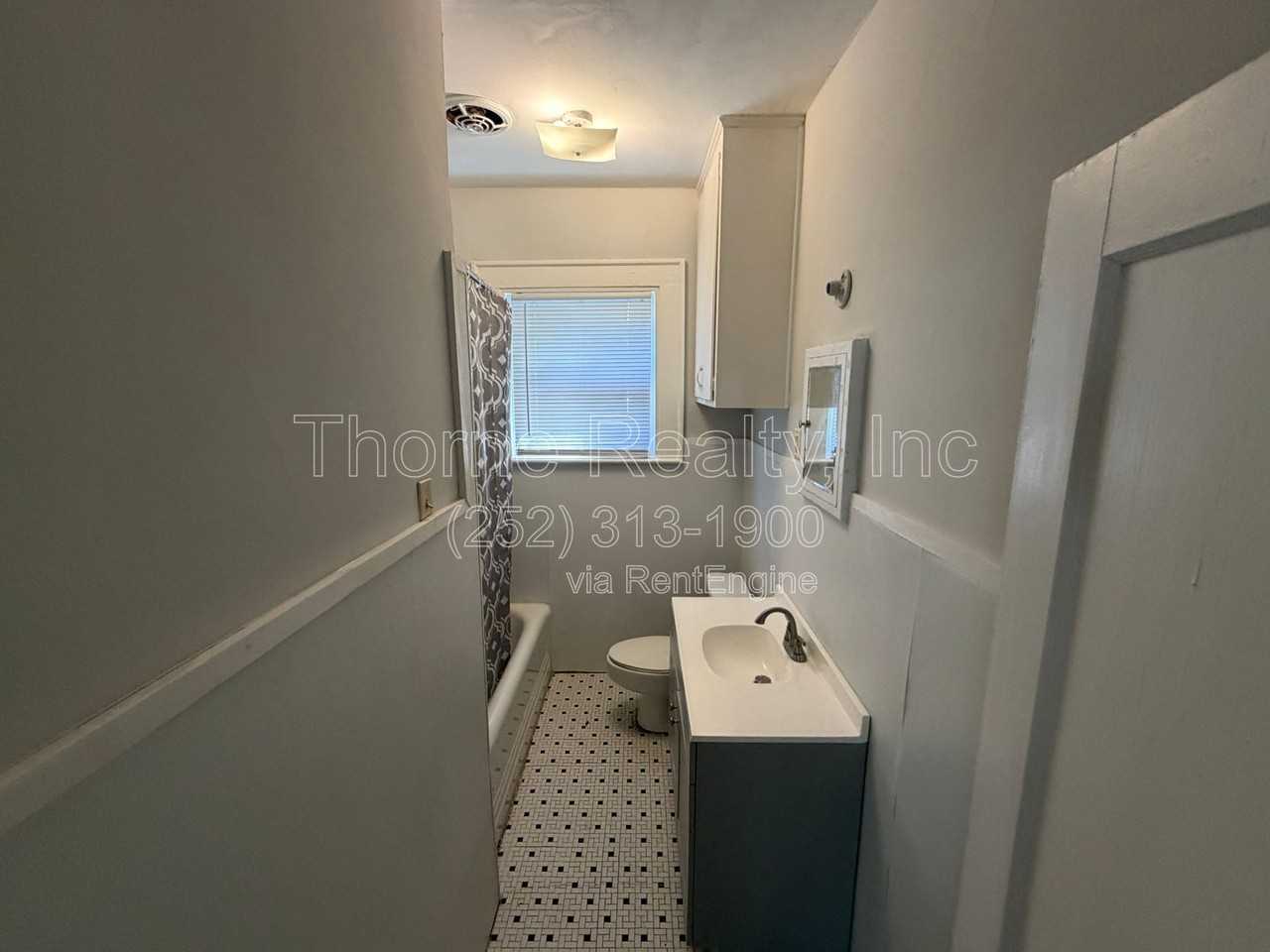 821 Marigold St - Photo 7 of 17