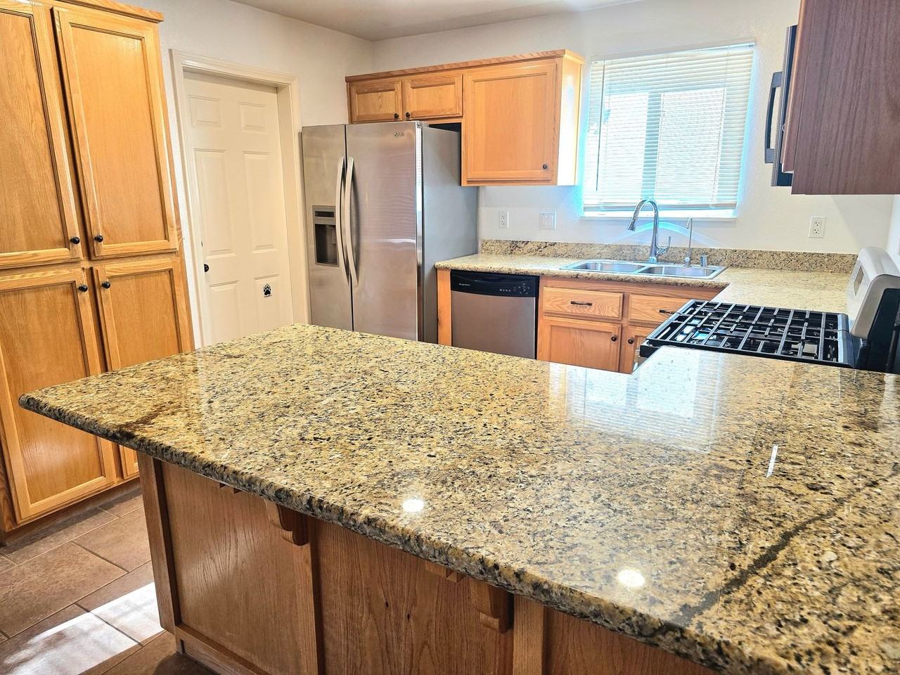 74404 Pinon Dr - Photo 4 of 22