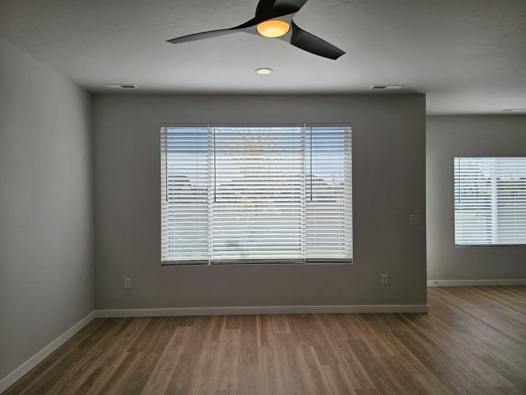 515 Hamlow Ave - Photo 3 of 17